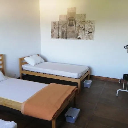 Gite Le Relais De La Source אכסניה Caro (Pyrenees-Atlantiques)