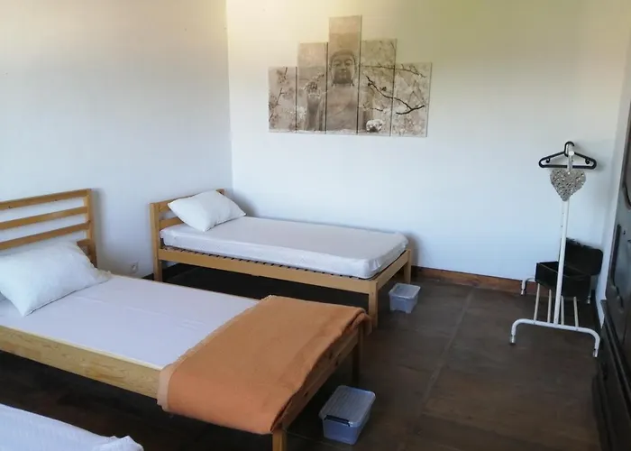 Gite Le Relais De La Source Hostel Çaro